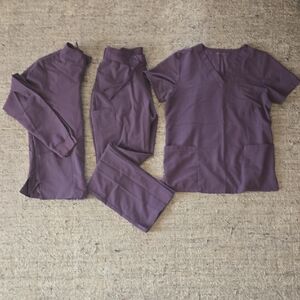 Mandala Scrub Set - Dewberry